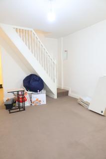 2 bedroom terraced house to rent, Bowes Road, Strood, Rochester