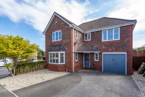 4 bedroom detached house for sale - Waterdown Close, Taw Hill, SN25
