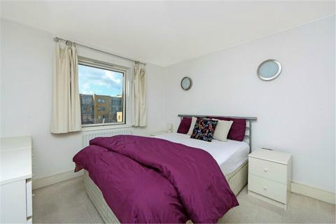 1 bedroom apartment to rent - Moore House, 1 Cassilis Road, London, E14