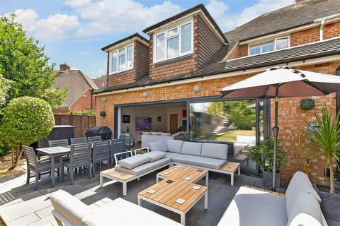 5 bedroom semi-detached house for sale - Graydon Avenue, Chichester, West Sussex