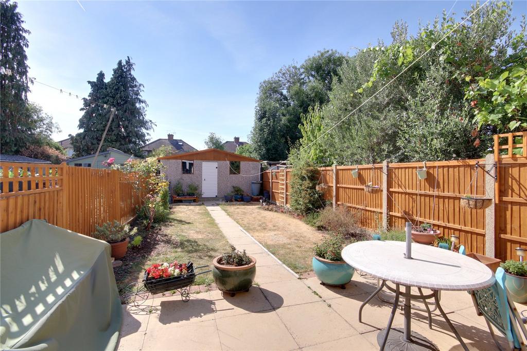 Albany Park Avenue, Enfield, EN3 3 bed terraced house £475,000