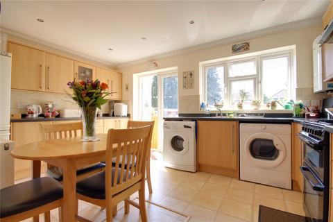 172 Albany Park Avenue, Enfield, EN3 5NZ