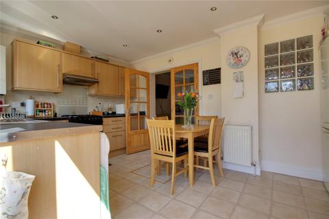 172 Albany Park Avenue, Enfield, EN3 5NZ