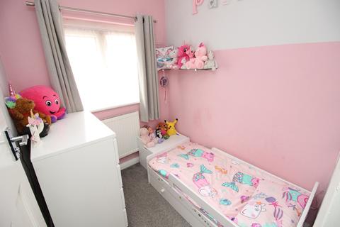 88 Buckland Way, Worcester Park, KT4 8NS