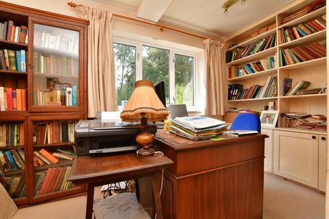 14 Bridge Road, Rudgwick, Horsham, RH12 3HD