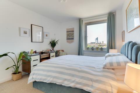 2 bedroom apartment for sale, Blount Road, Old Portsmouth