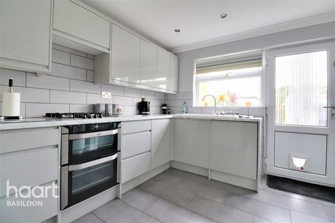 44 Codenham Green, Basildon, SS16 5DR