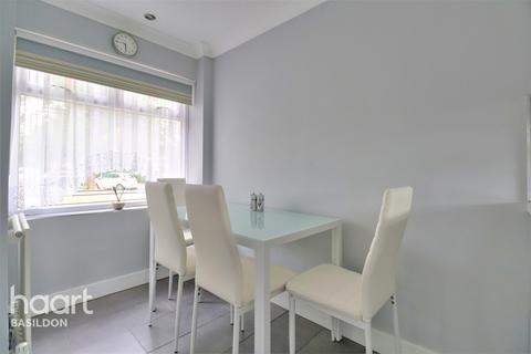 44 Codenham Green, Basildon, SS16 5DR