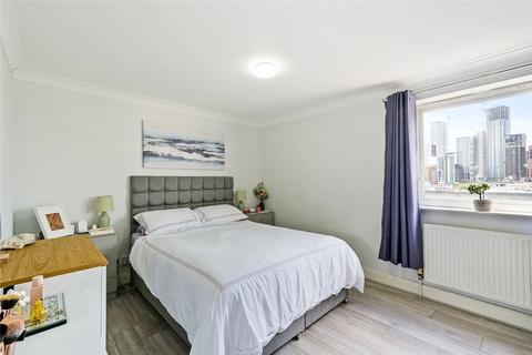 2 bedroom apartment to rent, Caraway Heights, 240 Poplar High Street, London, E14