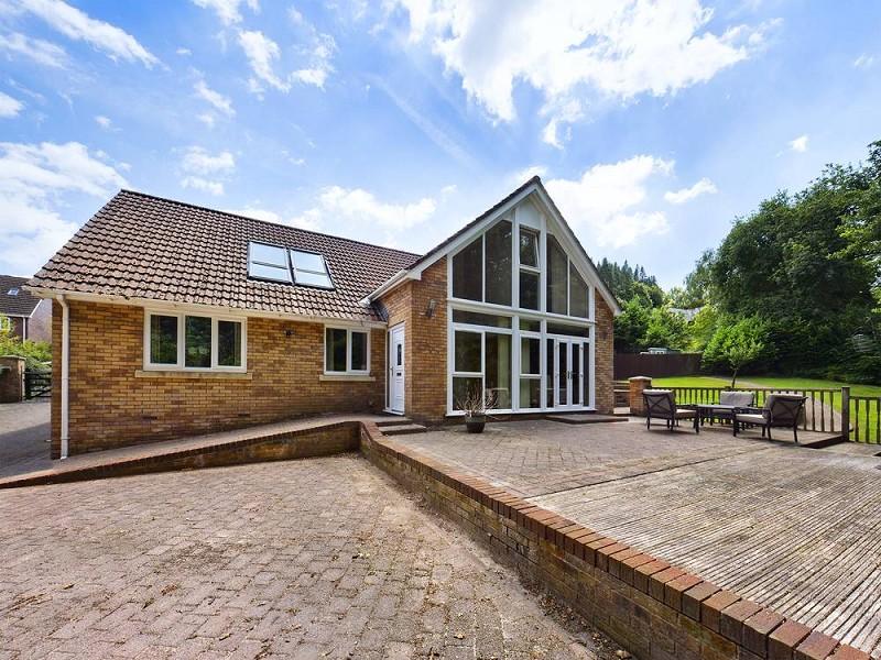 Ffordd Deg, Caerphilly Mountain... 4 bed detached house £700,000