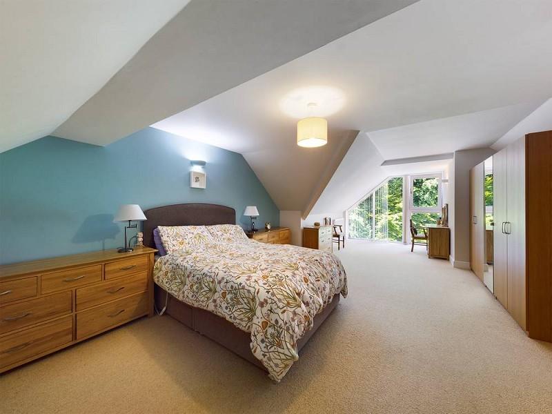Bedroom 1 with En Suite &amp; Dressing Area