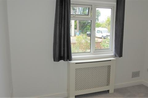 108 Boscombe Road, Worcester Park, KT4 8PL