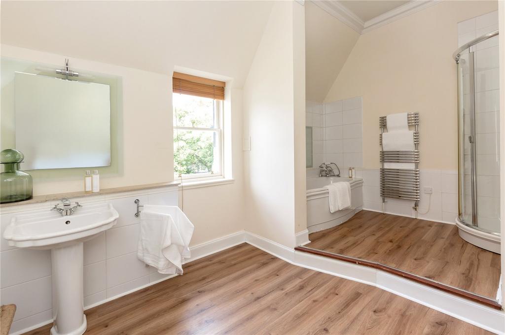 Ensuite Bathroom