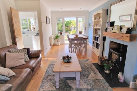 7a Bohun Grove, Barnet, EN4 8UA
