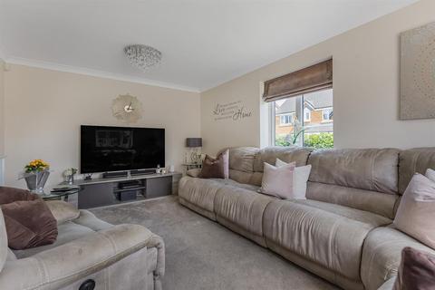 2 Beckfield Close, Leigh, WN7 3RA