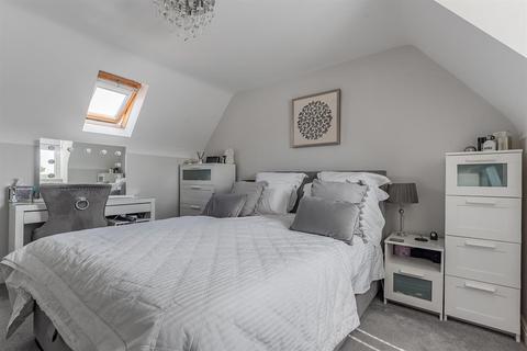 2 Beckfield Close, Leigh, WN7 3RA