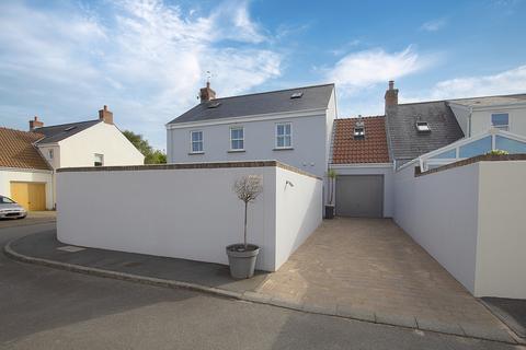 6 bedroom detached house for sale, 1 Le Grand Manel, St Martin's, Guernsey, GY4