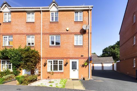 4 bedroom semi-detached house for sale - Chesterton Gardens, Worcester, Worcestershire, WR5