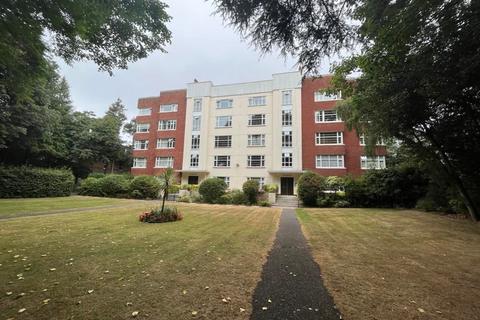 2 bedroom flat to rent, Manor Road, Bournemouth, Dorset, BH1