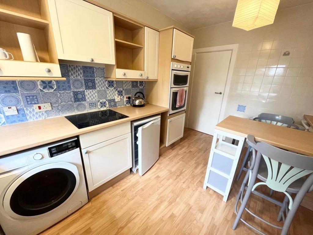 Apartment in Bournemouth - View 3