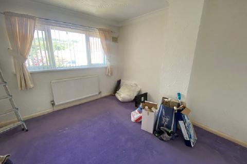 8 Craig Nedd, Glynneath, Neath, SA11 5HG