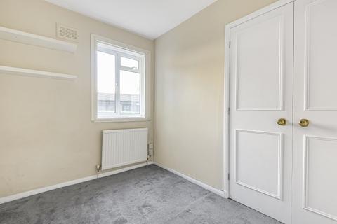 3 bedroom flat to rent - Queens Road, Richmond, TW10