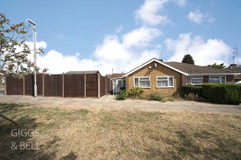 3 bedroom semi-detached bungalow for sale, Ripley Road, Luton, Bedfordshire, LU4