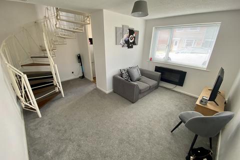 1 bedroom semi-detached house for sale - Hickling Grove, Stockton-on-tees, TS19