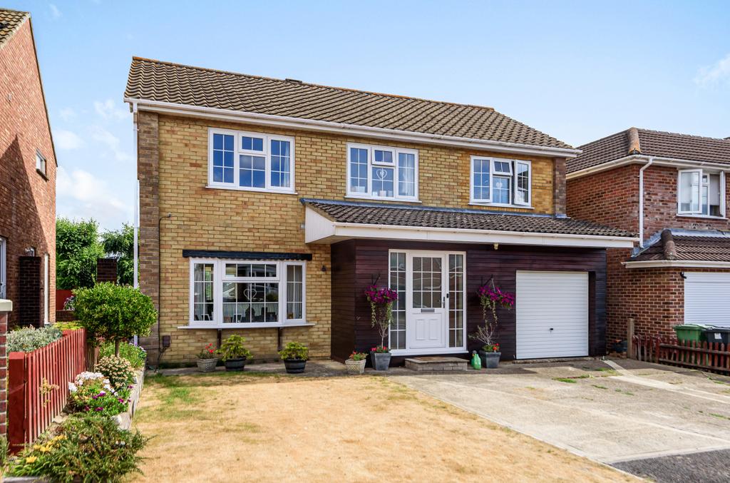 Smith Grove, Hedge End, Southampton... 4 bed detached house £550,000