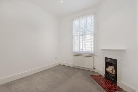 2 bedroom apartment to rent - Panmuir Road London SW20