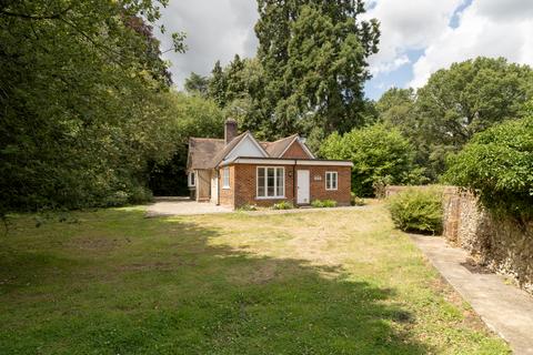 Hermitage Lodge Dorking Road, Tadworth, KT20 7NW