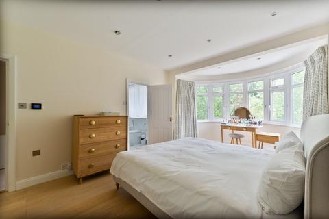 5 bedroom semi-detached house to rent - Ullswater Crescent, London, SW15