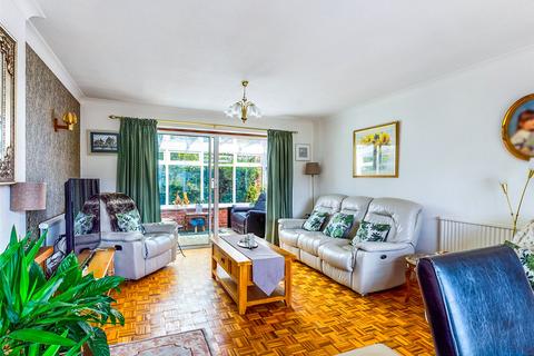 3 bedroom detached house for sale, Waterford Gardens, Highcliffe, Christchurch, Dorset, BH23