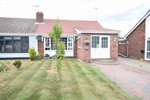 41 Credon Drive, Clacton-on-sea, CO15 4QX
