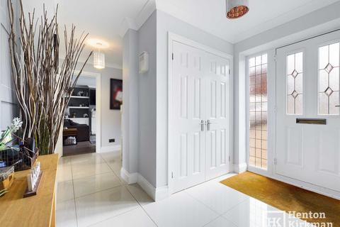 8 Copeman Road, Hutton, Brentwood, CM13 2RN
