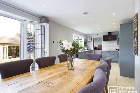 8 Copeman Road, Hutton, Brentwood, CM13 2RN