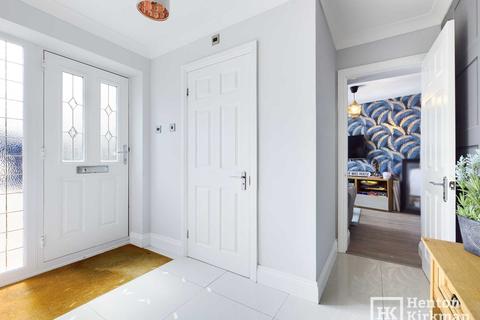 8 Copeman Road, Hutton, Brentwood, CM13 2RN