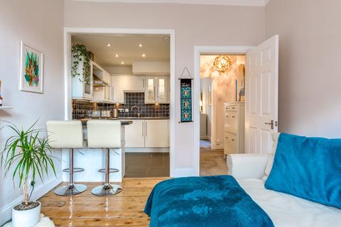 1 bedroom flat for sale - Garrioch Road, Flat 1/3, North Kelvinside, Glasgow, G20 8RJ