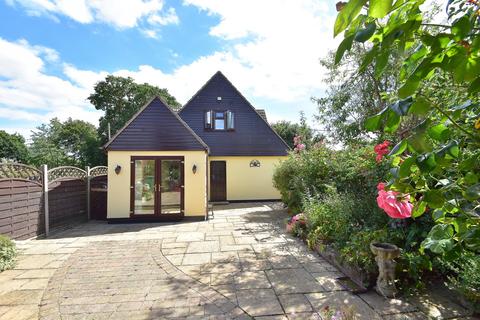 3 bedroom detached house for sale - Mill Road, Newbourne, Woodbridge, IP12 4NP