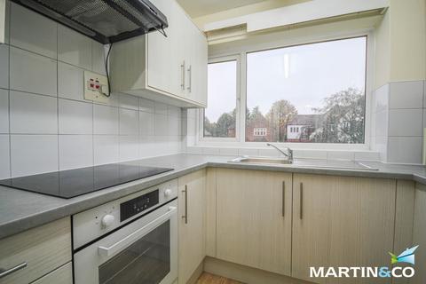 2 bedroom flat to rent, St Johns Court, Wentworth Road, Harborne, B17