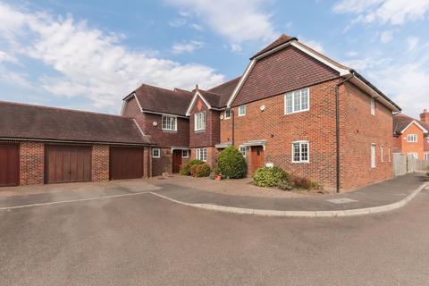 3 bedroom semi-detached house for sale - No Onward Chain in Hawkhurst