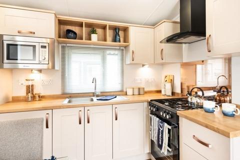 2 bedroom holiday lodge for sale - Sunseeker Spirit 2021 at Waterside Holiday Park, Bowleaze Cove, Weymouth, Dorset DT3