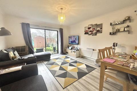 2 bedroom terraced house to rent, Blair Close, Stevenage