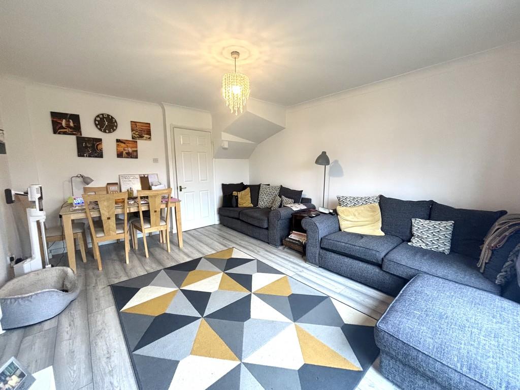 Living/Dining area