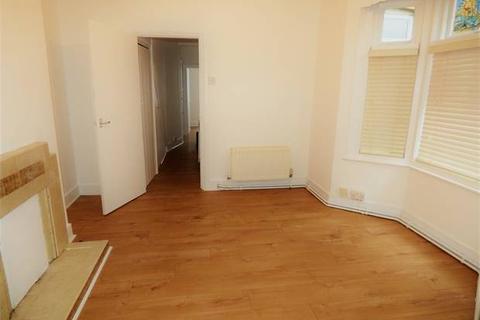 2 bedroom apartment to rent - North Street, Leigh on sea, Leigh on sea,