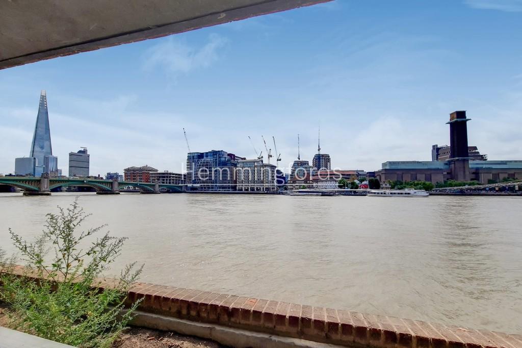 Queens Quay, London, EC4V 1 bed apartment £1,900 pcm (£438 pw)