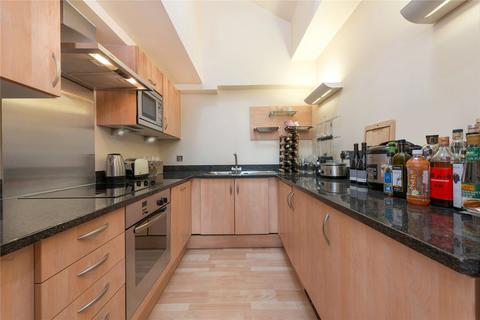 1 bedroom maisonette for sale, Elm Court, Admiral Walk, London