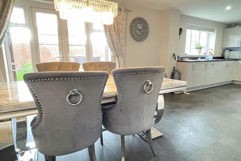 27 Snapdragon Way, Stainton, Middlesbrough, TS8 9FU