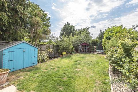 35 Sandringham Road, Bromley, BR1 5AR