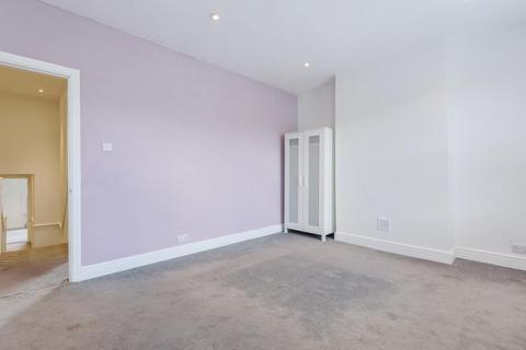 103 Fairlawn Park, London, SE26 5SD